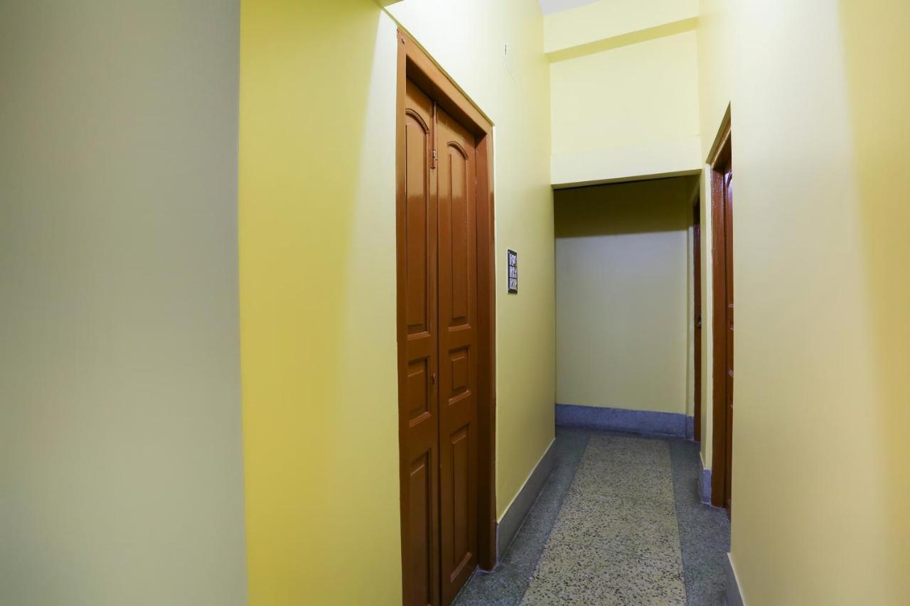 Oyo 64740 Sahu Palace Hotel Kolkata Ngoại thất bức ảnh