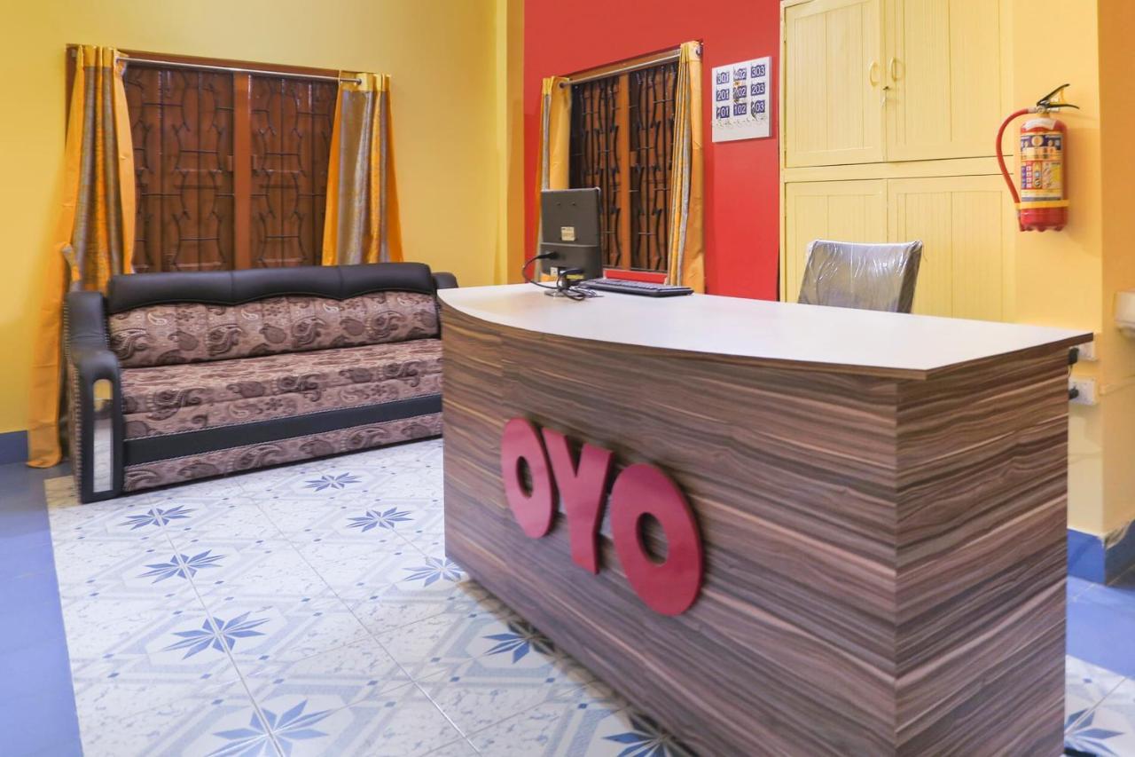 Oyo 64740 Sahu Palace Hotel Kolkata Ngoại thất bức ảnh